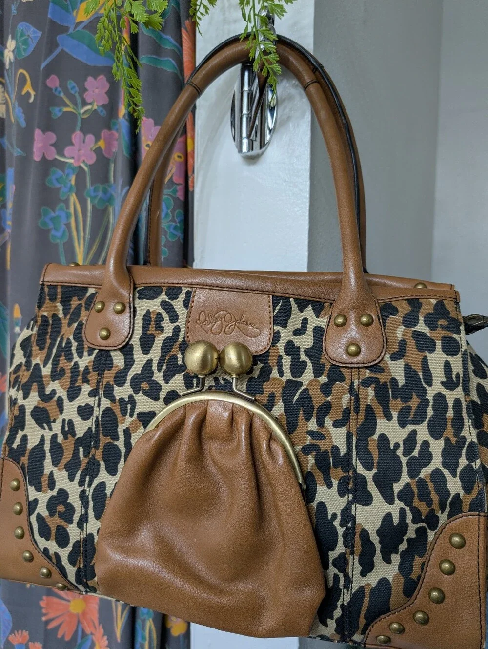 Betsey Johnson Y2K Leopard print canvas handbag
